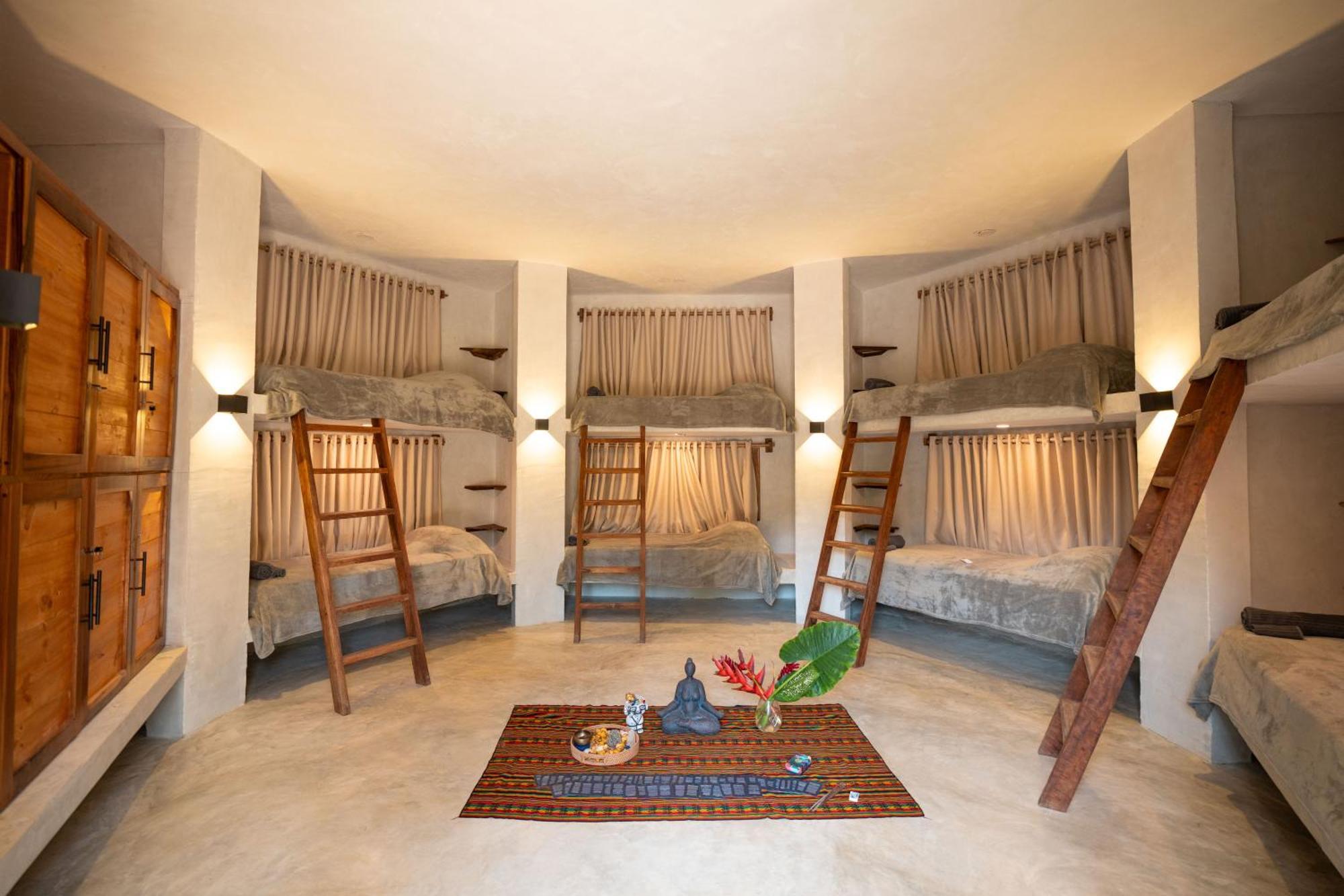 Leisy'S Garden Hostel & Rooms Samana Dış mekan fotoğraf