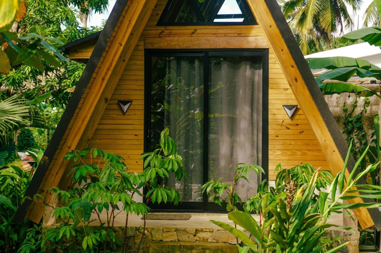 Leisy'S Garden Hostel & Rooms Samana Dış mekan fotoğraf