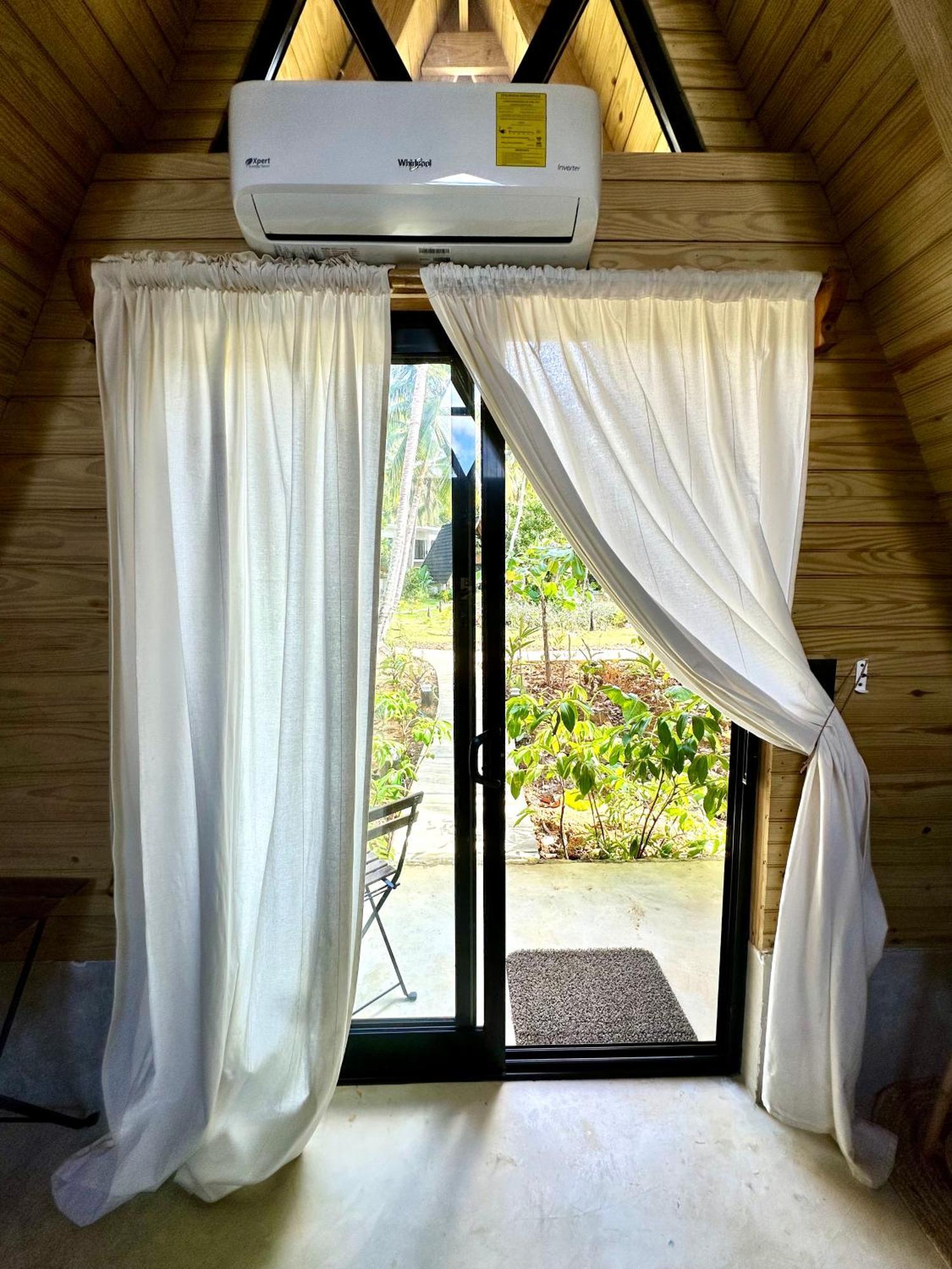 Leisy'S Garden Hostel & Rooms Samana Dış mekan fotoğraf